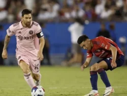 Gol Lionel Messi antar Inter Miami taklukkan Porto 2-1