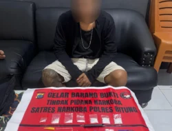 Sembunyikan 15 Gram Sabu di Balik Dinding Tripleks, Pengedar di Maesa Dibekuk Satresnarkoba