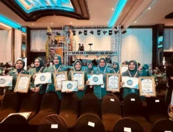 KETUA TP PKK PASAMAN BARAT RAIH PENGHARGAAN NASIONAL ATAS KOMITMEN PERLUAS IMUNISASI ANAK ZERO DOSE.