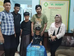 Komunitas guyub rukun sejahtera berbagai Jum at berkah.