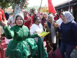 Liponsos Keputih Adu Kreativitas, dari Fashion Show hingga Karaoke Lomba memperingati HUT RI di Liponsos Keputih.