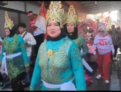 Warga Simo Kwagean buntu lor RT03 Kel Kupang Krajan Kec sawaan nengadakan Karnaval Kemerdekaan HUT RI 81